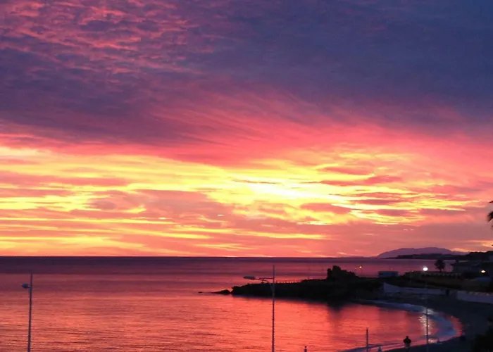 Playa Torrecilla Nerja