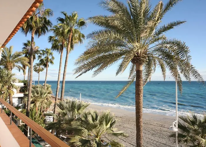 Playa Torrecilla * נרחה