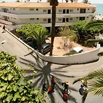Playa Torrecilla 公寓 *